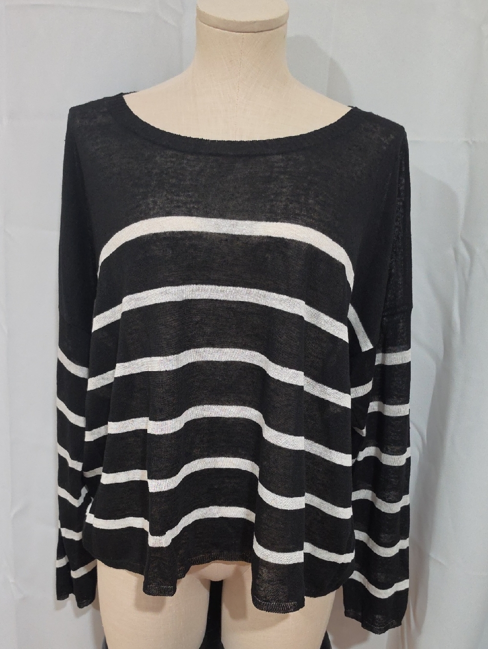 Eileen Fisher long-sleeve knit top